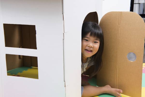 梅雨時期の保育園で子どもに大人気！保育士がチョイスする「雨の日遊び」4選