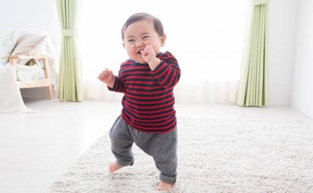 赤ちゃんはいつごろから歩き出す 練習は必要 なかなか歩く兆しがない場合は 21年2月19日 ウーマンエキサイト 1 3 赤ちゃんはいつごろから歩き出す 練習は必要 なかなか歩く兆しがない場合は 21年2月19日 ウーマンエキサイト 1 3
