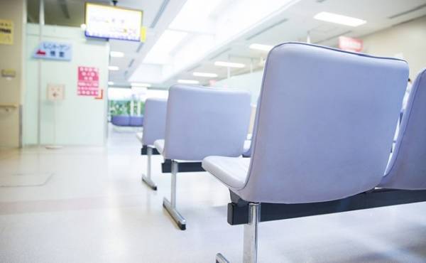 長ーい病院の待ち時間。うちは頼りになるおもちゃで乗り切っています！