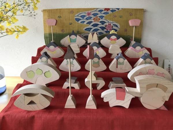 「ひな祭り」の実態調査！ 初節句にかける費用の最高額は129万円！？