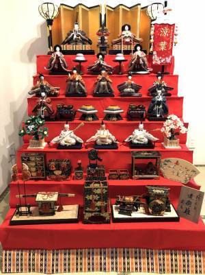 「ひな祭り」の実態調査！ 初節句にかける費用の最高額は129万円！？