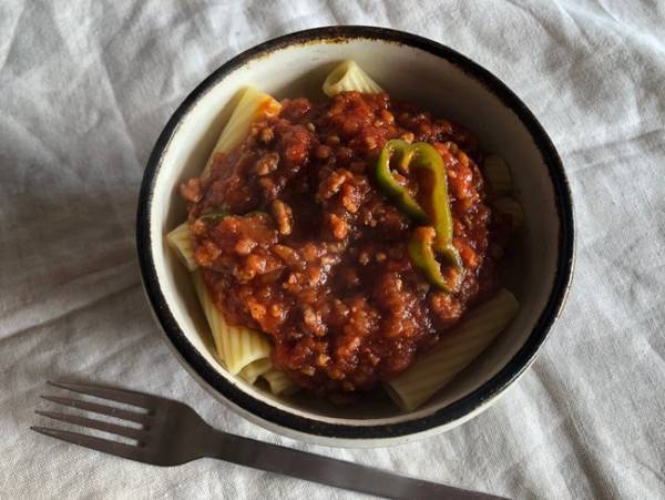 【業務スーパー】時短料理の救世主！「オニオンソテー」が万能すぎて冷凍庫に常備したい！