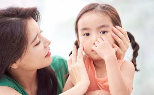 「忙しいから！」と何でも次女に責任を押し付け、怒ってしまって後悔…