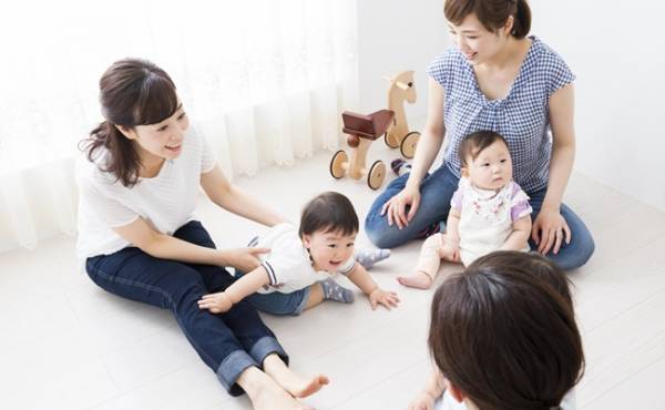 初めての出産後、ママ友グループに入ってよかったこと・悩んだこと【体験談】