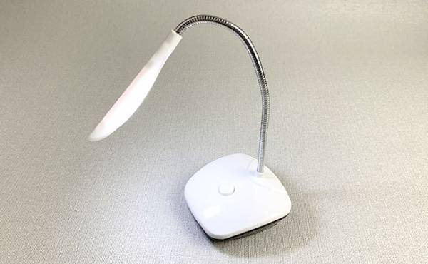 【100均】夜中のお世話に！癒しに！「超絶便利＆かわいい」と話題のグッズ7選