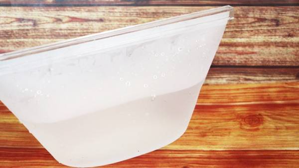 【ダイソー】スタッシャー風！？と話題！自立＆レンチン可能で使い勝手◎な保存袋の活用アイデア