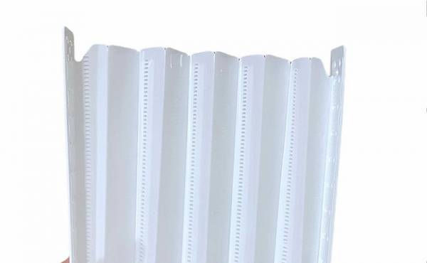 【100均】「じゃばら」がポイント！挟むだけでスッキリ収納できる神アイテムを発見！