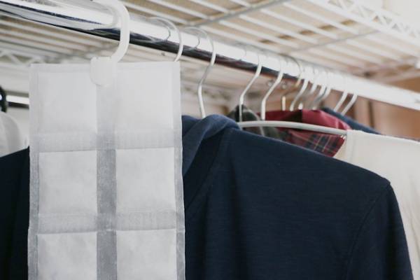 【ダイソー】今が買い！繰り返し使える除湿シートがコスパ最強！