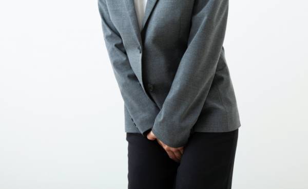 「職場でもれちゃった…」出産後に悩まされた尿もれ！改善のために私が始めたこと【体験談】