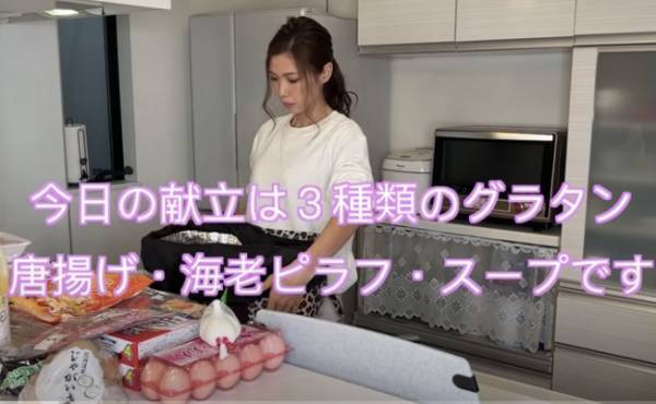 97万回再生！8人の子を育てるママがつくる家族ごはんがすごすぎて目が離せない件