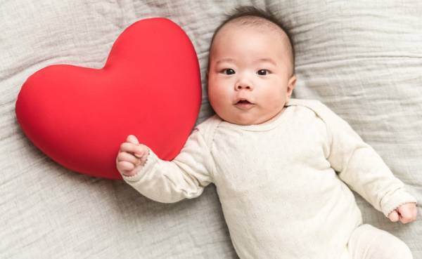 2月に急増する「バレンタインネーム」って？人気の名前ランキングTOP6