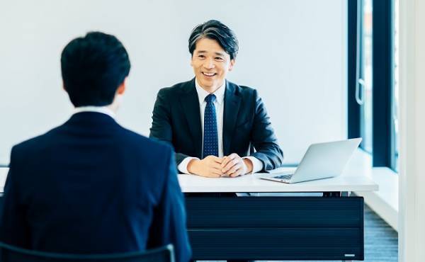 いよいよ4月から男性の育児休暇が変わる！？パパの産休もできるって本当？改正後のポイントは