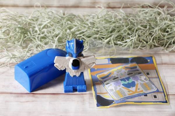 【マクドナルド】新作ハッピーセット大人買い続出！エヴァコラボが話題の第2弾、便利な注文裏技3つも♡