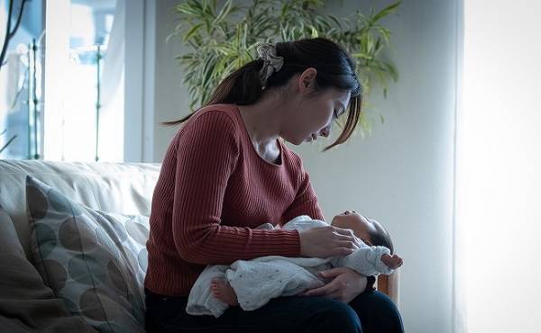 娘と2人きりの中身のない毎日…孤育てに悩む私に夫が驚くことを…【体験談】