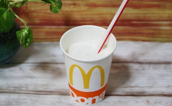 【マクドナルド】やらなきゃ損！SNSで話題、マックシェイクがおいしくなる裏技3つ