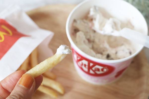 【マクドナルド】期間限定マックフルーリーが話題！さらにおいしくなる驚きの裏技も♡