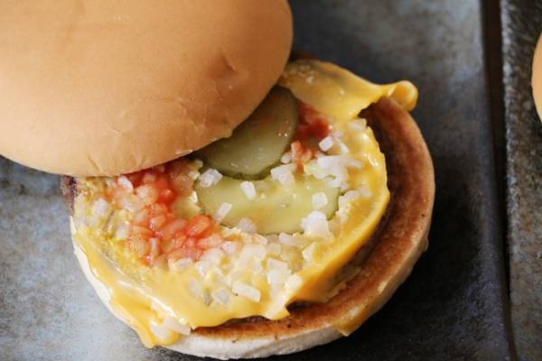 【マクドナルド】ハッピーセットのおもちゃが今だけ2つもらえる！嬉しいお得な裏技3つも！