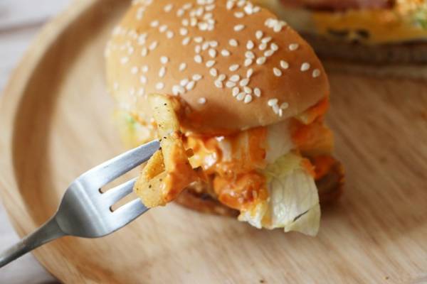 【マクドナルド】期間限定の新作、めちゃウマと話題！映えドリンク新作、おいしい裏技も♡