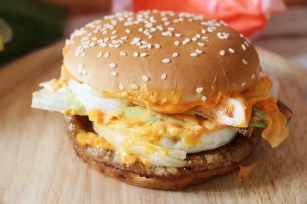 【マクドナルド】期間限定の新作、めちゃウマと話題！映えドリンク新作、おいしい裏技も♡