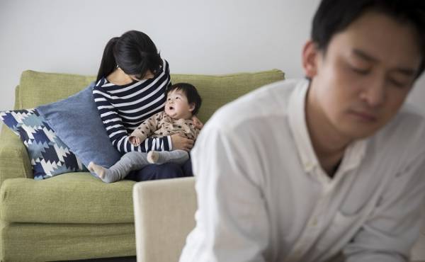 ママたちも知っておくべし！？パパたちの育児の悩みあるあるQ＆A【専門家がアドバイス】