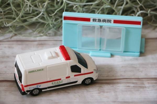 【マクドナルド】驚きのクオリティ！ハッピーセットの新作トミカが話題！知っ得ドリンク注文裏技3つも！