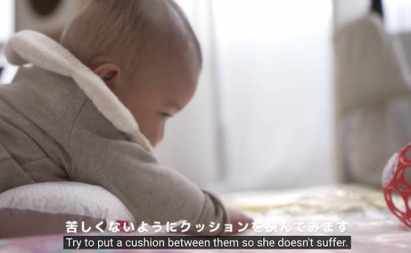 197万回再生！寝返りが止まらない赤ちゃん。赤ちゃん大好き♡な猫が、驚くべき行動に…！？