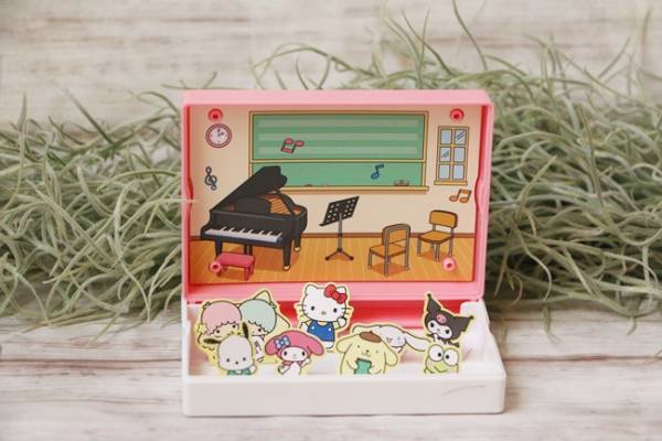 【マクドナルド】ハッピーセット「ひみつのおもちゃ」気になる中身は？シェイク裏技3つも♡