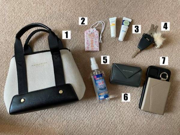 「100均リップをリピしています」第3子妊娠中・鈴木亜美がおすすめ！おでかけバッグとその中身は？