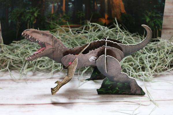 【マクドナルド】迫力満点！ハッピーセット人気おもちゃ6種が集合！無料のバーガーカスタマイズって？