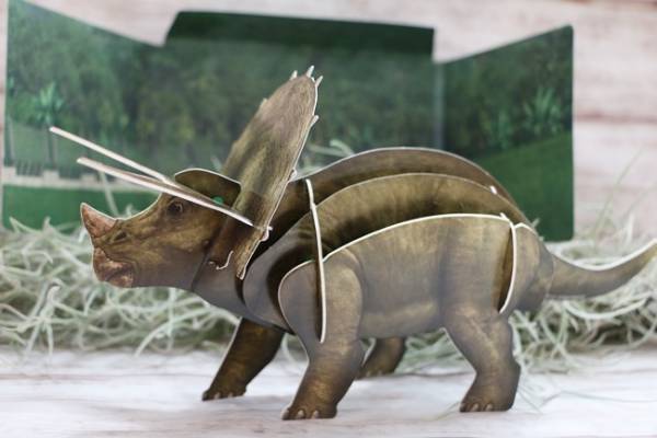 【マクドナルド】迫力満点！ハッピーセット人気おもちゃ6種が集合！無料のバーガーカスタマイズって？