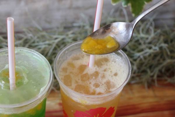 【マクドナルド】期間限定の新作スイーツを実食！SNSで話題のさらにおいしい裏技も♡