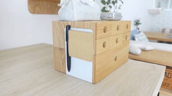 【100均】意外な使い方ぞくぞく！「ブックエンド」の活用アイデアがすごすぎる！