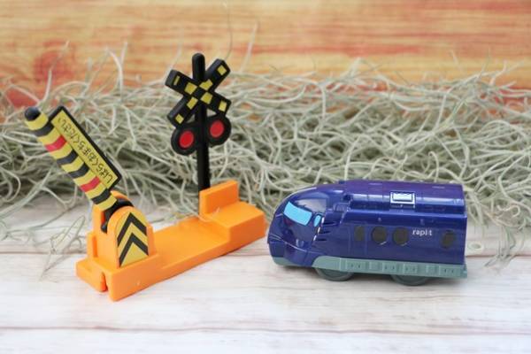 【ハッピーセット】マクドナルドの人気「プラレール」大人買い続出！今しかできない絶品食べ合わせも♡