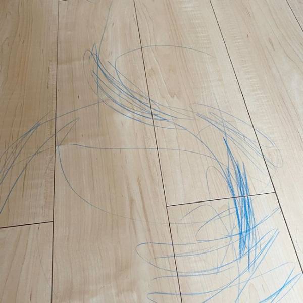 「ウォシュレットいつから出てた…！？」子どものいたずらがハードすぎて絶句。衝撃の現場写真2連発！