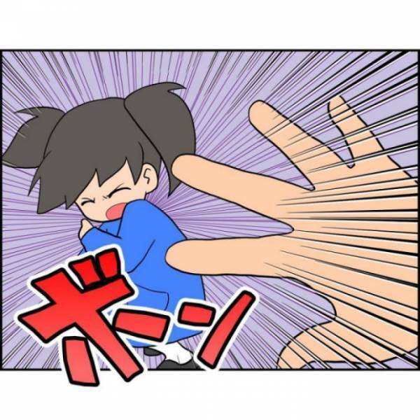 ＜誘拐されかけた話＞「え、ヤバい」知らないおじさんが近づいてきて、体を思い切り突き飛ばし…