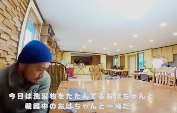トレーラーハウスで家族4人、海外暮らしを実現！？トレーラーと生活費は破格？朝のルーティーンを紹介