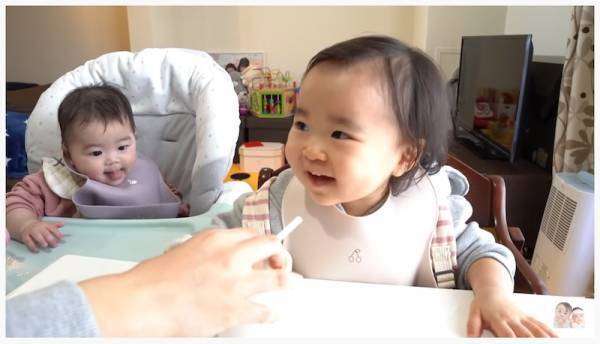 【神回】初めて「みかん」を食べた赤ちゃんの反応が衝撃的！約10万回再生されている胸キュン動画♡