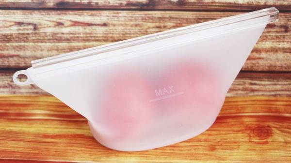 【ダイソー】スタッシャー風！？と話題！自立＆レンチン可能で使い勝手◎な保存袋の活用アイデア