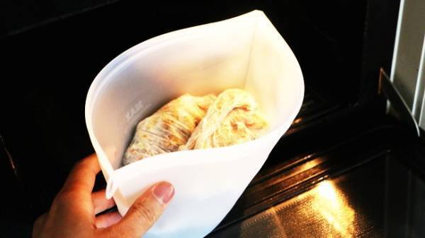 【ダイソー】スタッシャー風！？と話題！自立＆レンチン可能で使い勝手◎な保存袋の活用アイデア