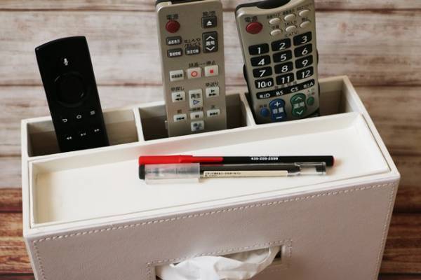 【ニトリ】テーブル上がいつでもスッキリ気持ちいい♪使い方無限大な高見え収納ケースが便利すぎ！