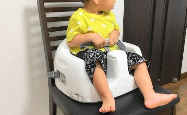 お役立ち度は一家に一台レベル！？バンボの「マルチシート」が椅子でも床でも使えて超便利♪