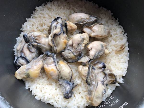 【業務スーパー】買わずにはいられない！うまみとだしの宝庫！1年中おいしく楽しめる「冷凍かき」