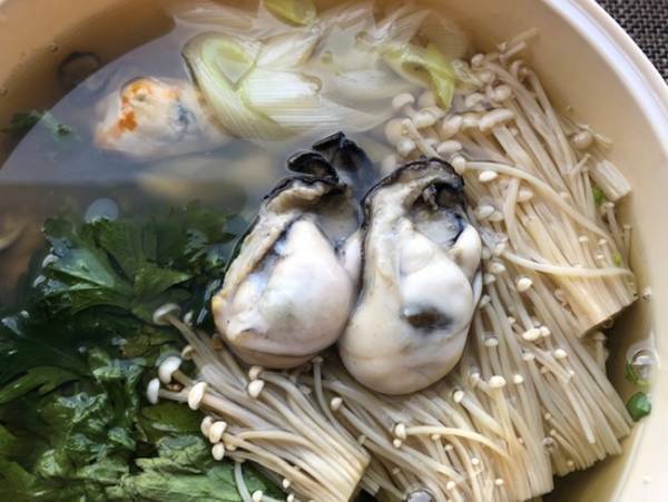 【業務スーパー】買わずにはいられない！うまみとだしの宝庫！1年中おいしく楽しめる「冷凍かき」