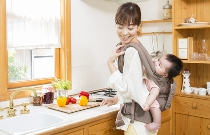 泣かせっぱなしでもOK？抱きグセの心配は？小児科医が紹介する「省エネ育児」／ねんね・ぐずり編