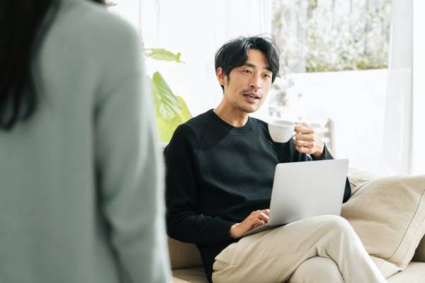 【実録】コーヒーおねだり在宅夫、帰宅は月数回の激務夫…「理解のない夫くん」にママたちの悲痛な叫び
