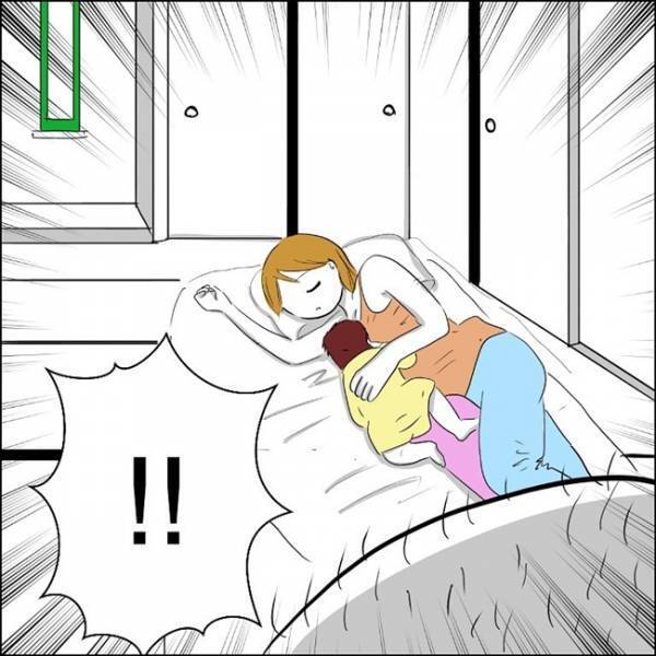 胸を出したまま寝てしまった…義夫がニヤつきながらスマホを取り出して…！？