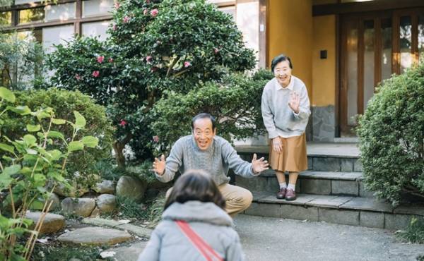 「怖がってる！もうやめて！」義父母の激しい対応に息子が泣いてしまう…姉に相談すると意外な言葉が！