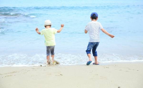「だから言ったでしょ！？」危機意識が低く子どもをよく見ていない夫…。海水浴場で事件が発生！！