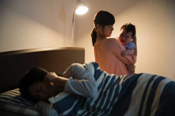 【実録】コーヒーおねだり在宅夫、帰宅は月数回の激務夫…「理解のない夫くん」にママたちの悲痛な叫び