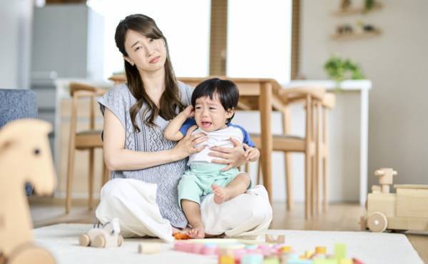 「何でため息つくの？」夫の態度が変わった…ワンオペ育児＆家事に励む私に起きた、衝撃の出来事に涙